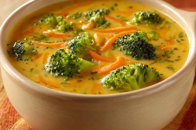 Cremige Brokkoli-Karotten-Suppe