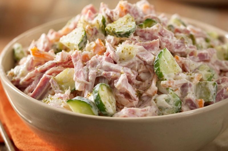 Cremiger Schinken-Gemüse-Salat