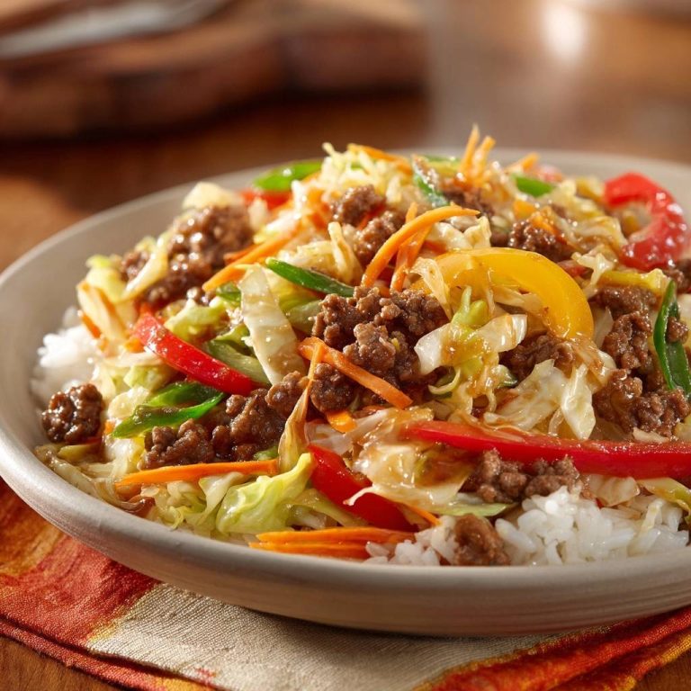 Asiatische Hack-Gemüse-Pfanne auf Reis (Nie wieder matschiges Gemüse!)