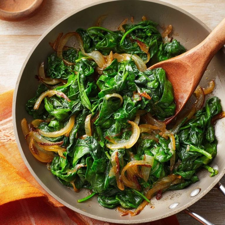 Gebratener Spinat mit Zwiebeln (Nie wieder wässriger Spinat!)