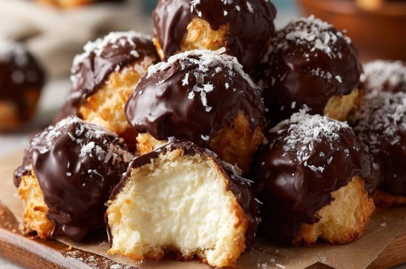 Kokos-Schneeballen mit cremiger Füllung (Nie wieder matschige Bällchen!)