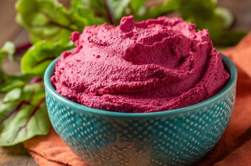 Samtiger Rote-Bete-Hummus