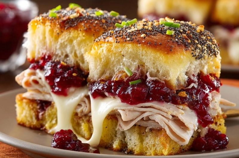 Herzhafte Puten-Slider mit Cranberry